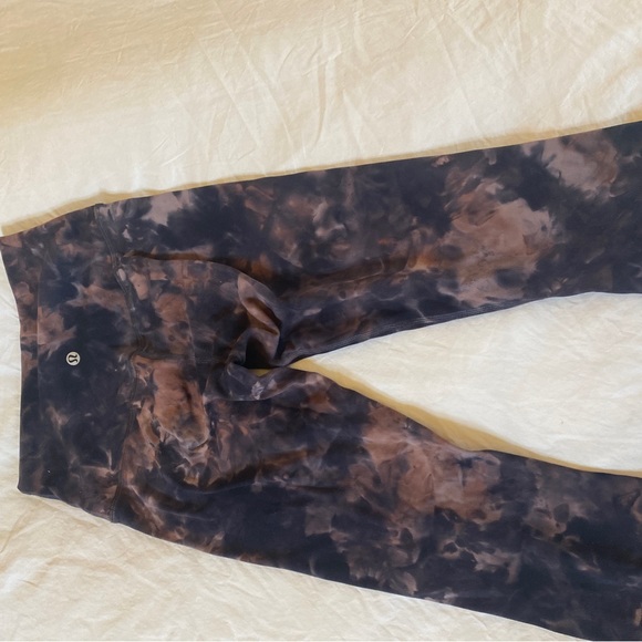 LULULEMON Align Crop 21” - Picture 7 of 10